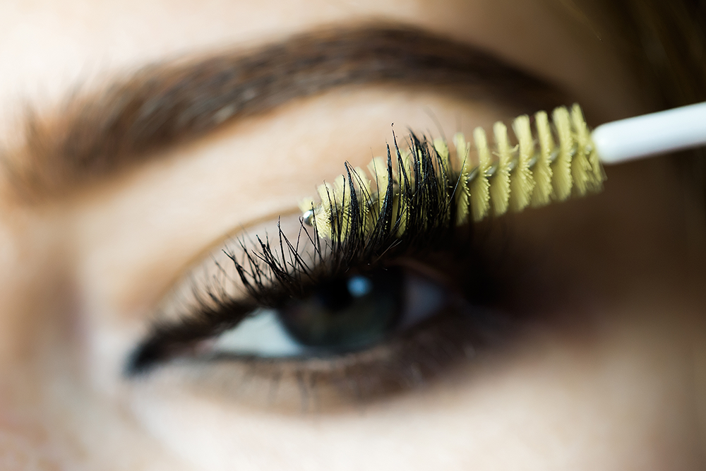 mascara