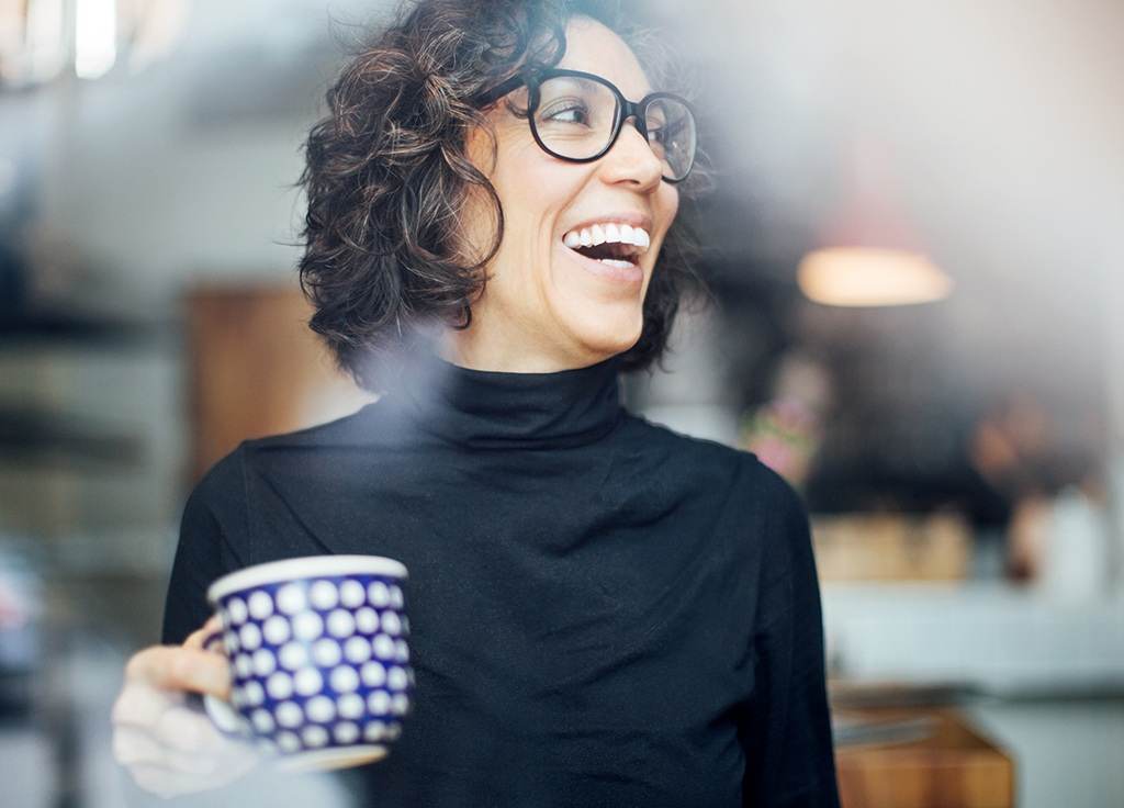 11 cosas que no debes comer después de blanquearte los dientes featured image