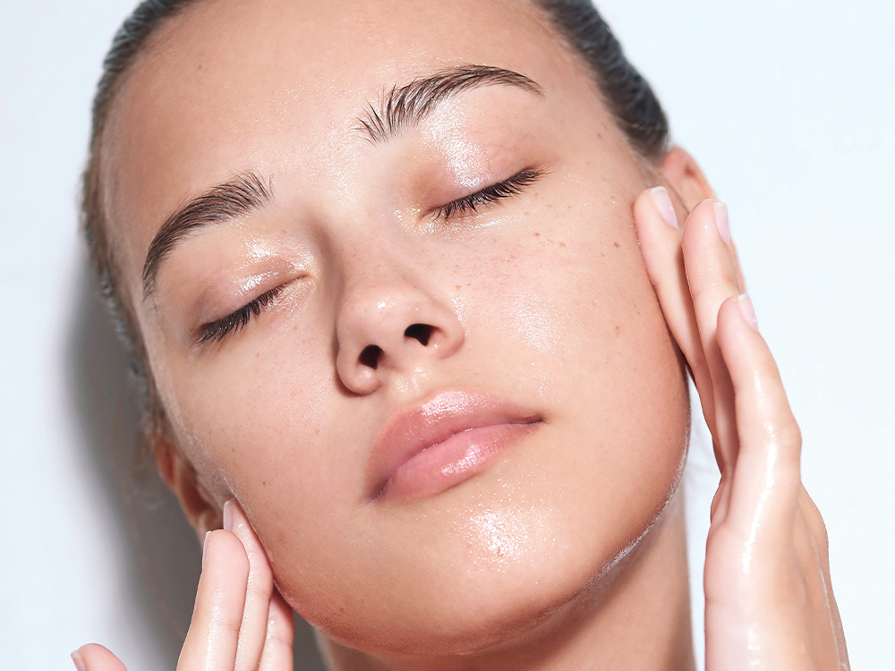 Facial con exosomas: La última tendencia para lograr la piel de tus sueños featured image