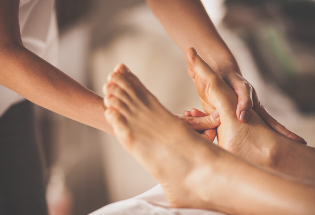 Los sorprendentes beneficios de la reflexología featured image