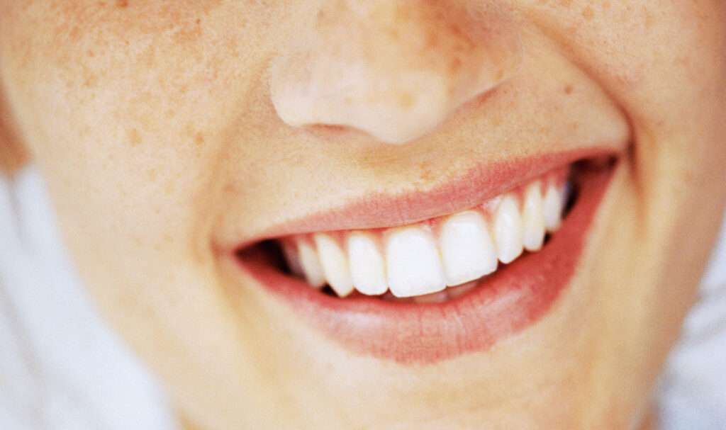 La salud dental y el embarazo: Cómo puede cambiar tu sonrisa durante el embarazo featured image