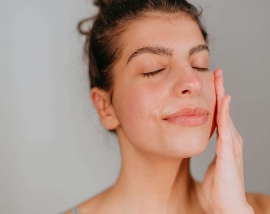 hyaluronic-acid-serum