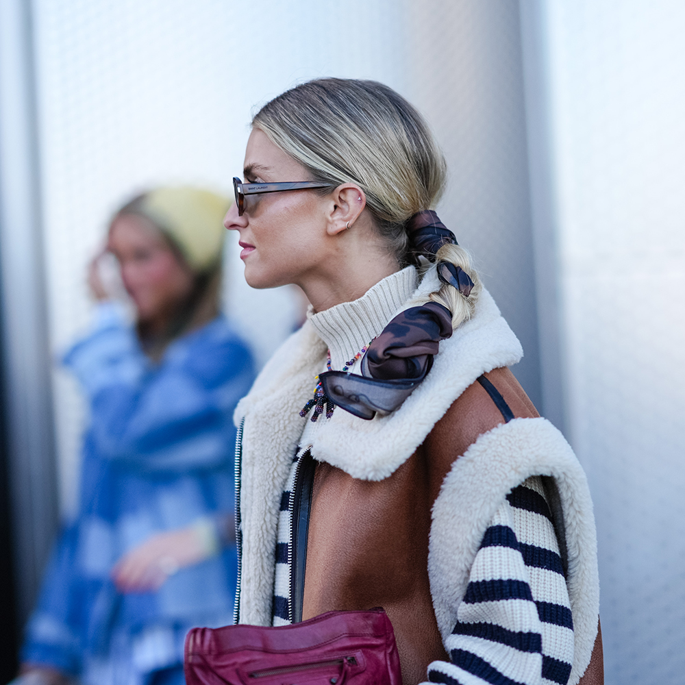 long scarf ponytail