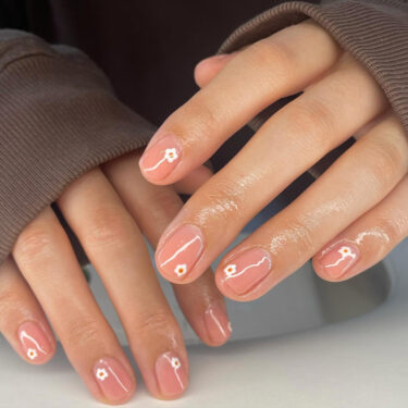 flower squoval nails