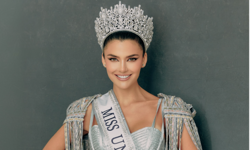 Miss Perú 2024 Tatiana Calmell: Su historia de perseverancia y sus consejos de belleza featured image