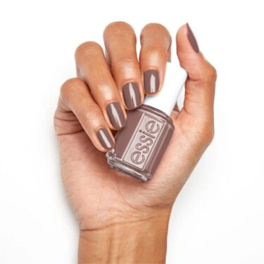essie-crochet