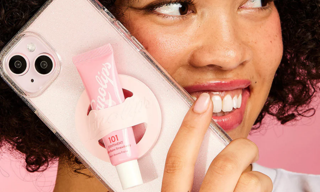Disfruta de labios irresistibles al alcance de tu mano con este porta labial por el que te preguntarán todos featured image