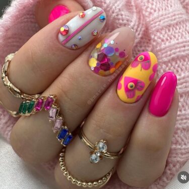 Uñas polka dots