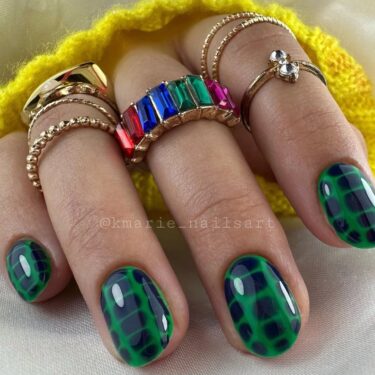 Uñas piel de cocodrilo