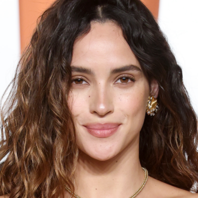 Adria Arjona makeup no makeup