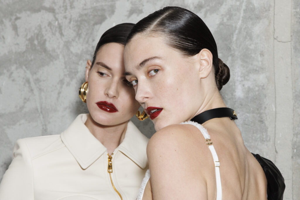 Estas son las tendencias súper cool y frescas de maquillaje que marcarán la primavera 2025 featured image