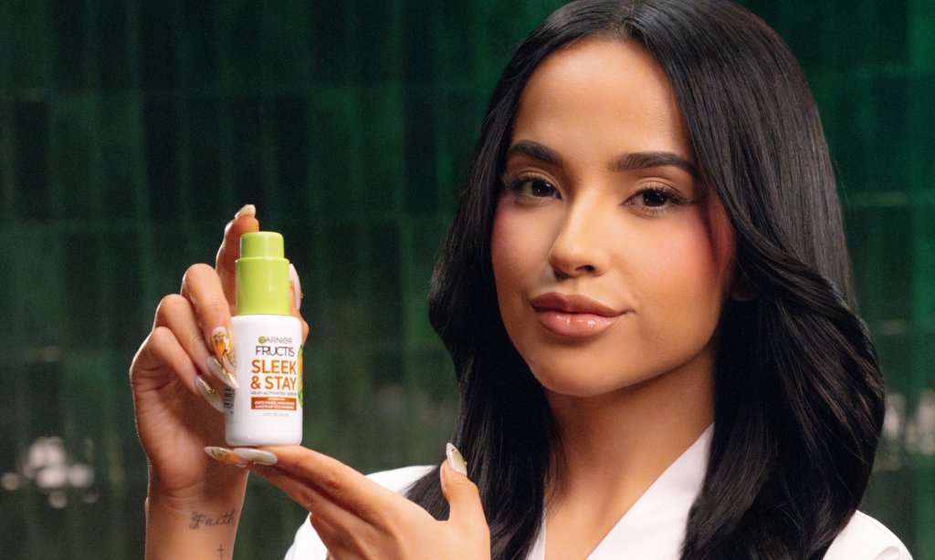 Becky G protagoniza Put It To The Test, la nueva campaña de Garnier Fructis featured image