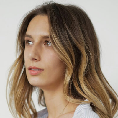 mujer joven lifting facial