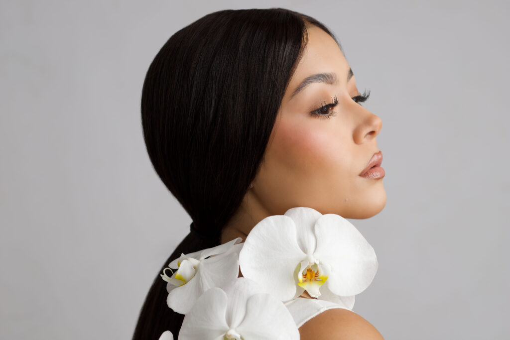 Cómo la influencer mexicana Daisy Márquez encontró en el maquillaje su “lugar feliz” featured image
