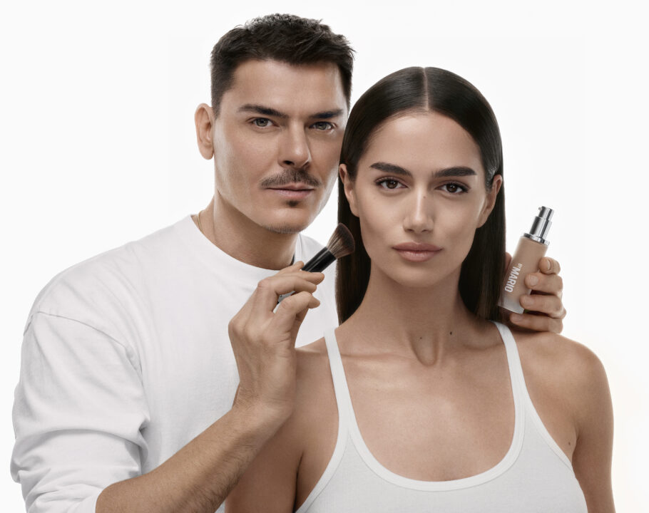 SURREALSKIN NATURAL FINISH FOUNDATION